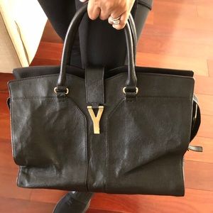 Trade for @themomboss Yves Saint Laurent Chyc bag